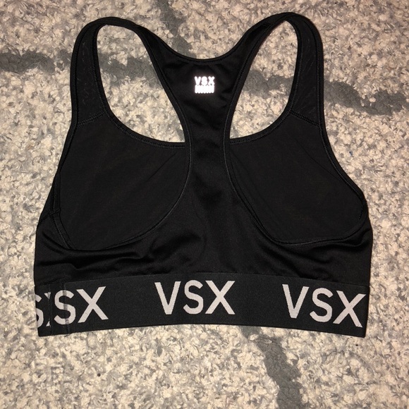 NWOT Victoria Secret Sports Bra - Picture 2 of 3